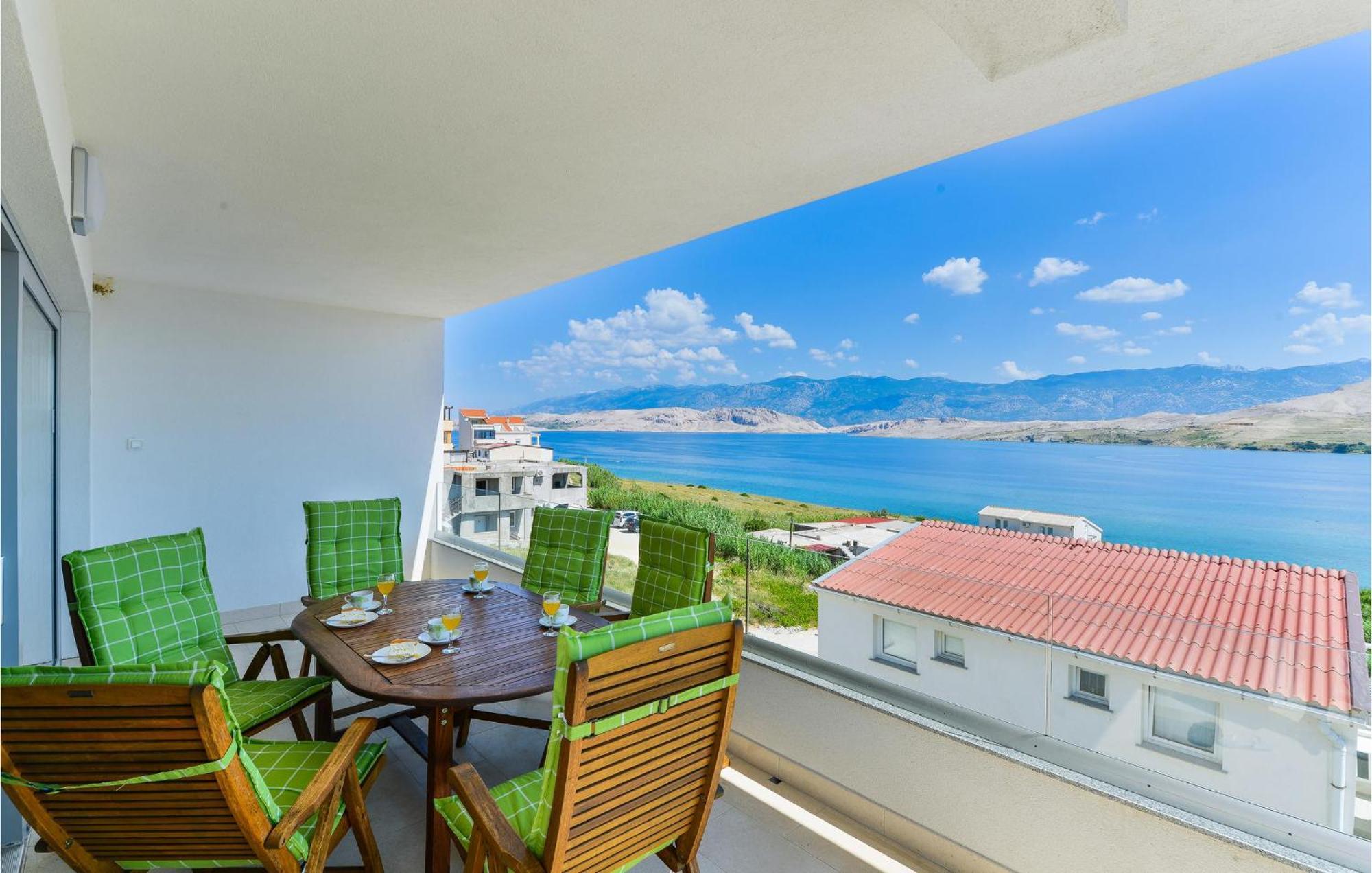 2 Bedroom Beautiful Apartment In Pag Pag Town Exterior foto